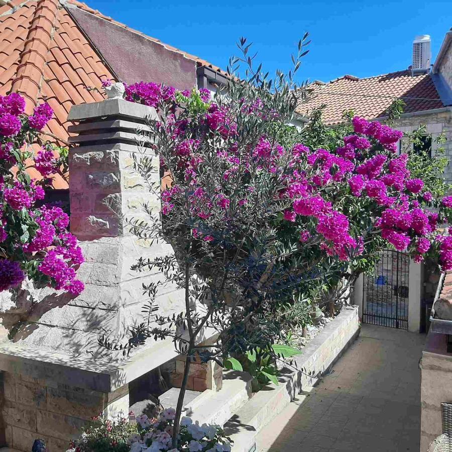 Apartmán Vila Dora Supetar Exteriér fotografie