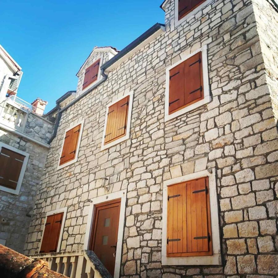 Apartmán Vila Dora Supetar Exteriér fotografie