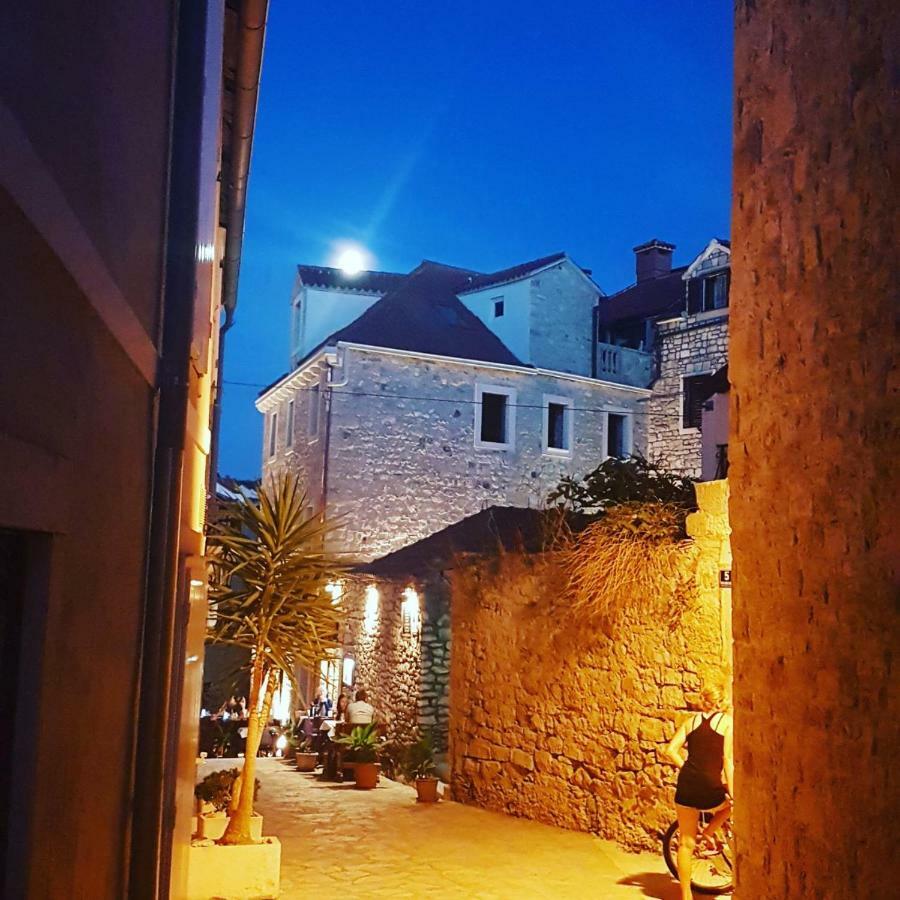 Apartmán Vila Dora Supetar Exteriér fotografie